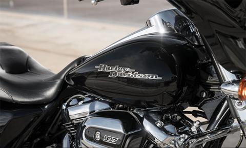 2019 Harley-Davidson Street Glide® in Muskego, Wisconsin - Photo 22