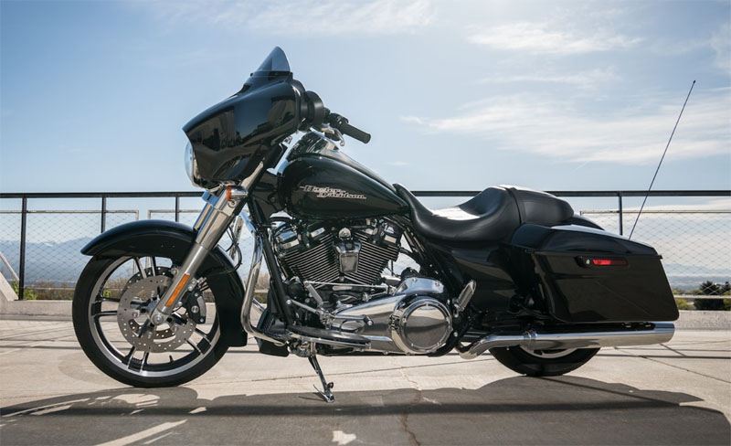 2019 Harley-Davidson Street Glide® in Kingwood, Texas - Photo 8