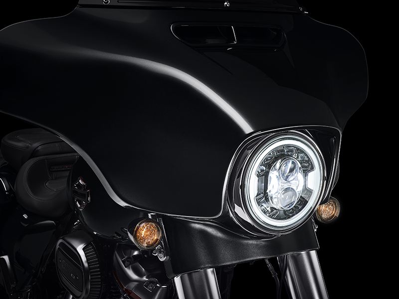 2020 Harley-Davidson CVO™ Street Glide® in Bloomington, Indiana - Photo 7
