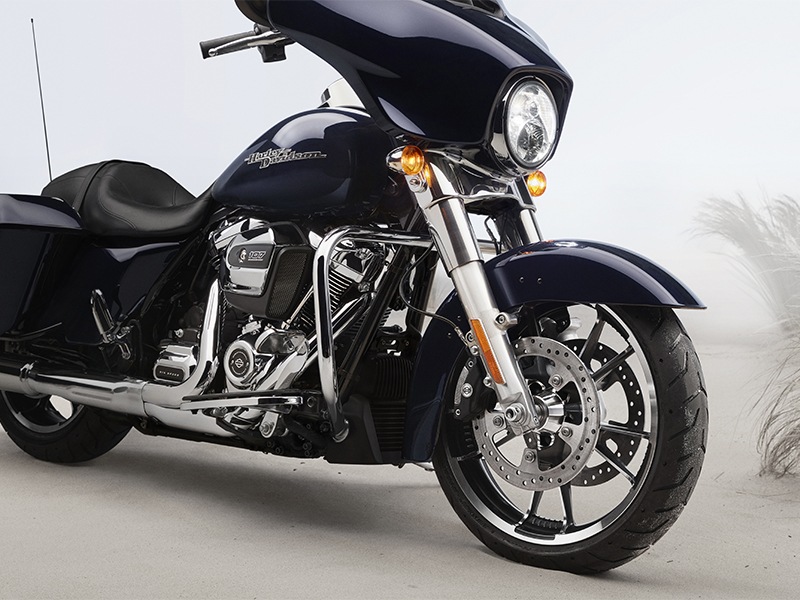 2020 Harley-Davidson Street Glide® in Osceola, Iowa - Photo 6