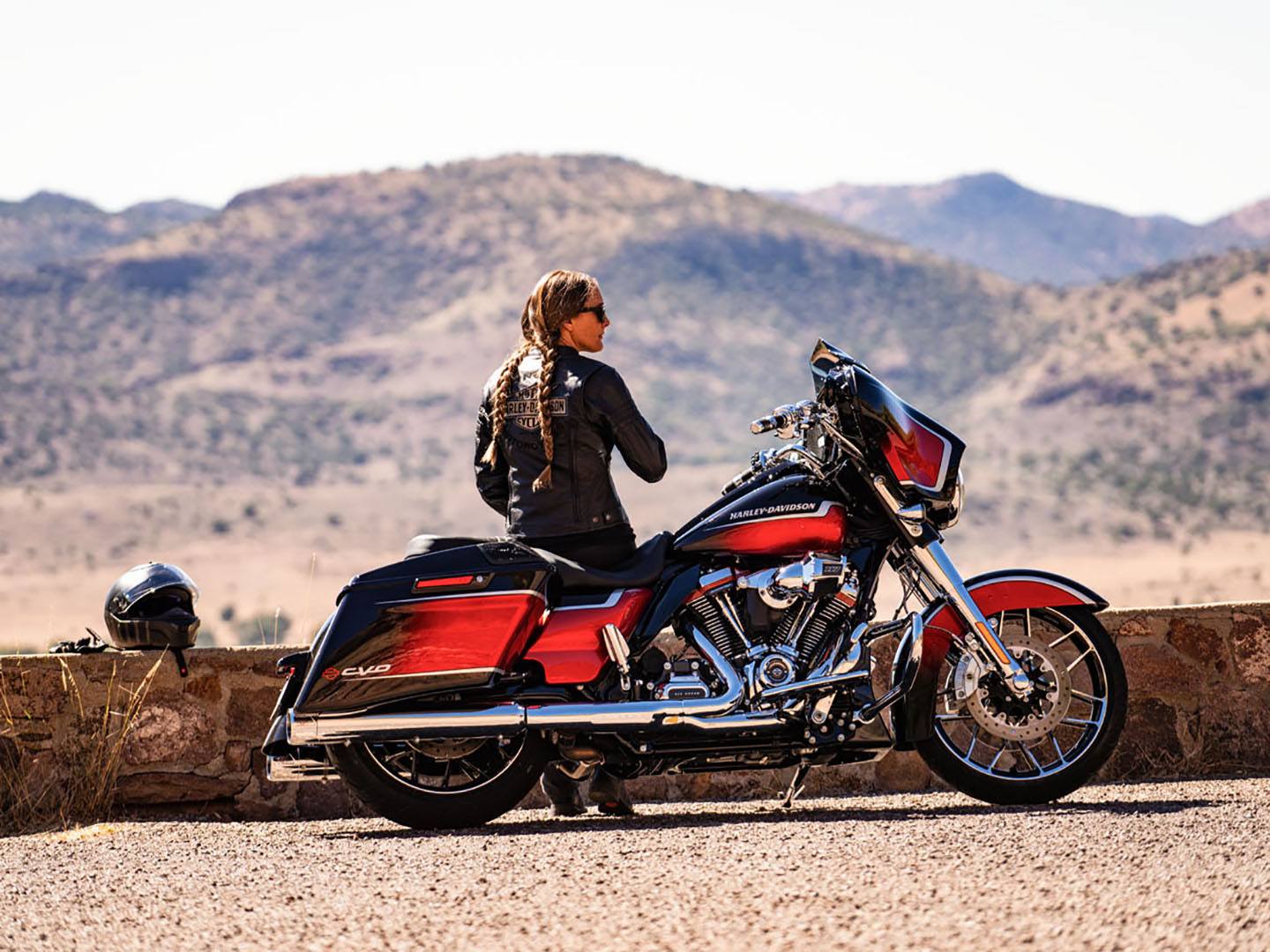 2021 Harley-Davidson CVO™ Street Glide® in The Woodlands, Texas - Photo 14