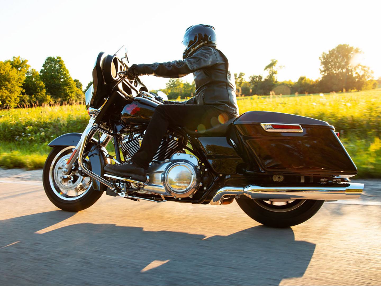 2021 Harley-Davidson Electra Glide® Standard in Leominster, Massachusetts - Photo 11