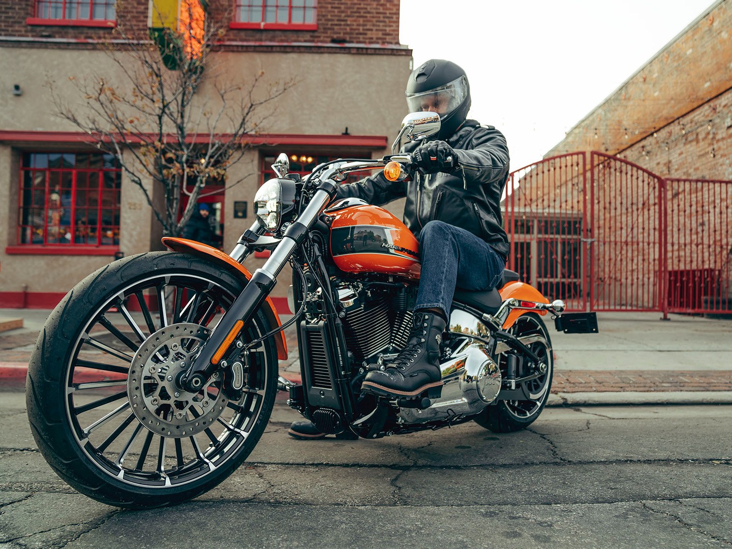 2023 Harley-Davidson Breakout® in Grand Prairie, Texas - Photo 10
