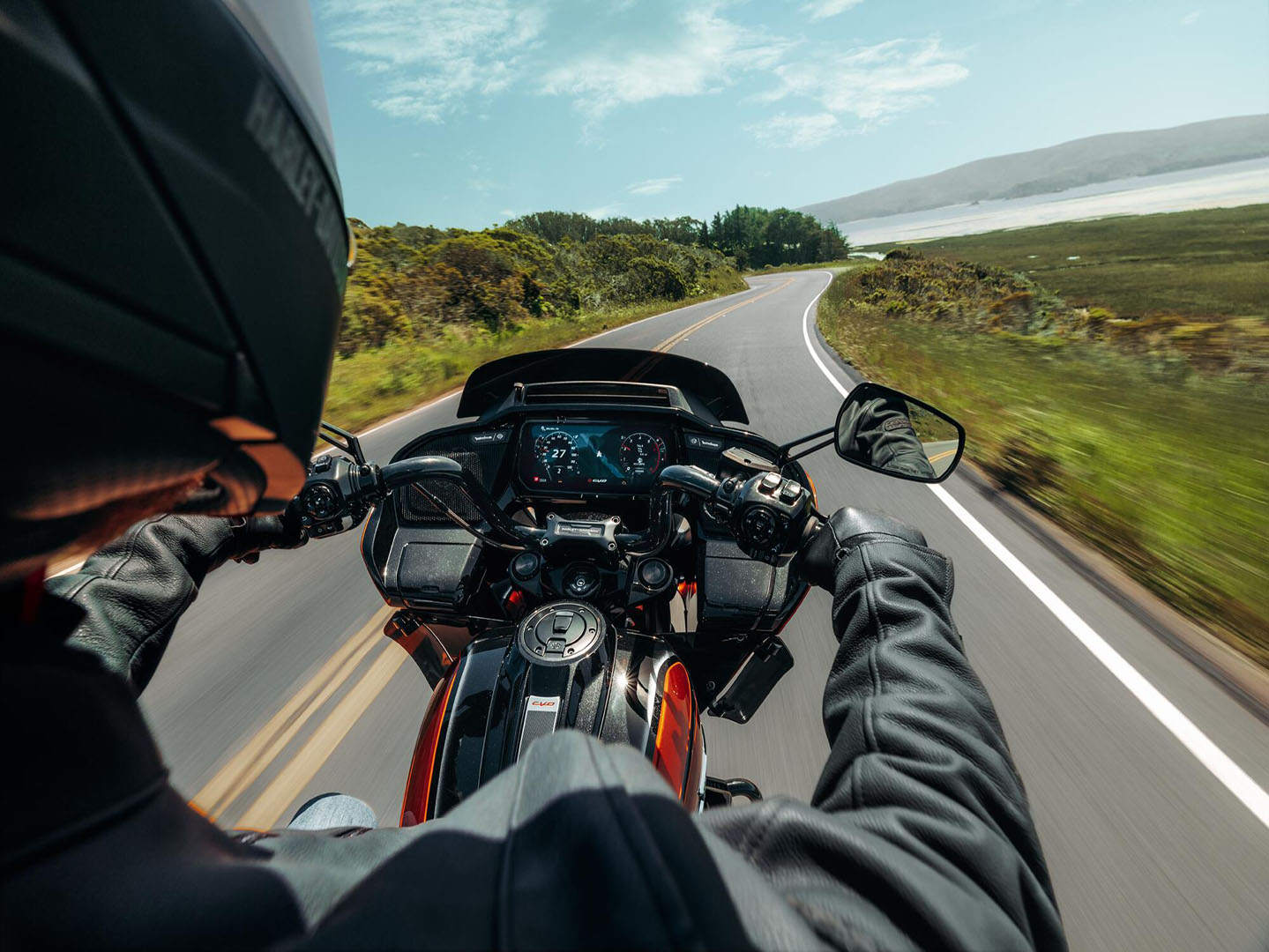 2023 Harley-Davidson CVO™ Road Glide® in Augusta, Maine - Photo 8