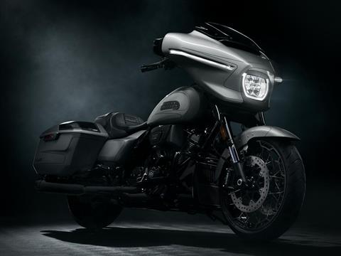 2023 Harley-Davidson CVO™ Street Glide® in Green River, Wyoming - Photo 4