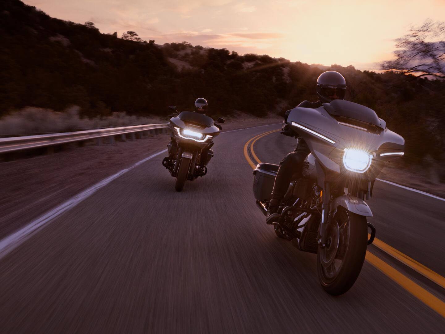 2023 Harley-Davidson CVO™ Street Glide® in Bellemont, Arizona - Photo 19