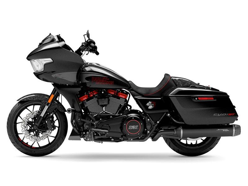 2024 Harley-Davidson CVO™ Road Glide® ST in Sandy, Utah - Photo 2
