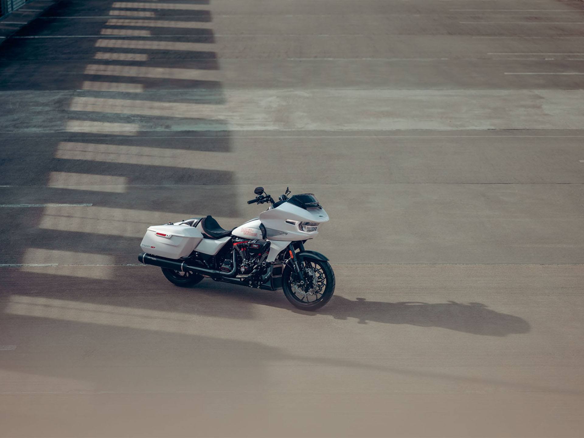 2024 Harley-Davidson CVO™ Road Glide® ST in Broadalbin, New York - Photo 10