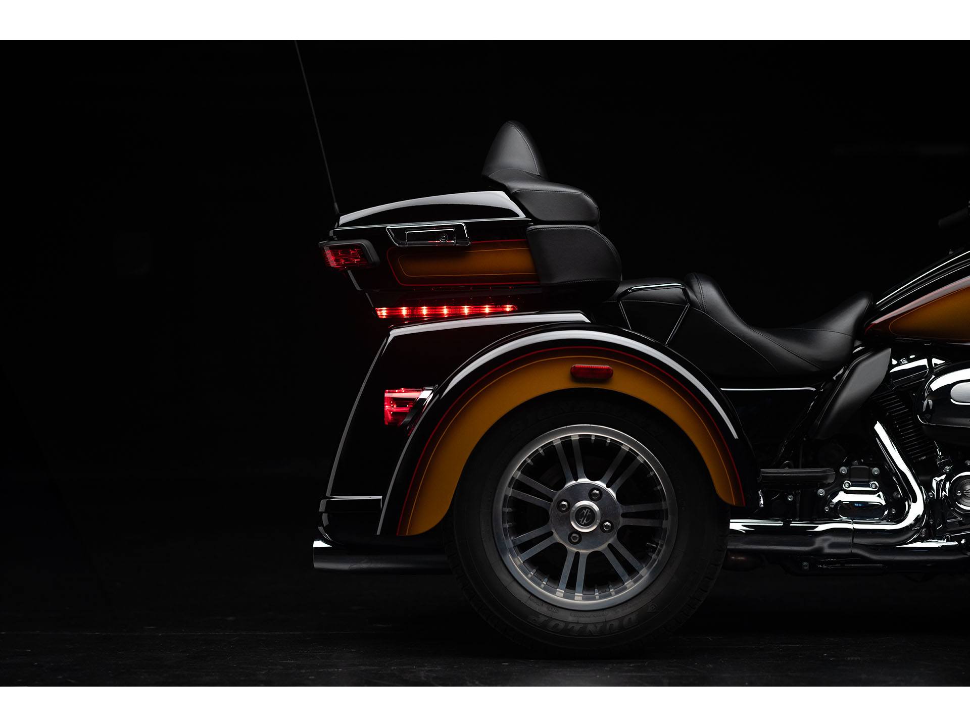New 2024 HarleyDavidson Tri Glide® Ultra Tobacco Fade Motorcycles in