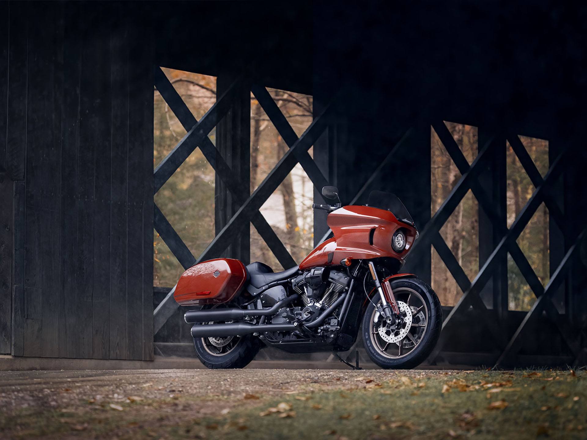 2024 Harley-Davidson Low Rider® ST in Cedar Rapids, Iowa - Photo 15