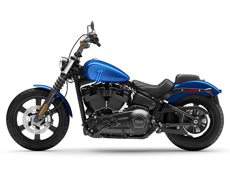 2024 Harley-Davidson Street Bob® 114 in Cedar Rapids, Iowa - Photo 2