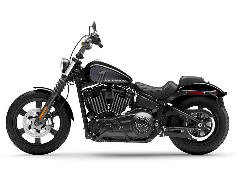 2024 Harley-Davidson Street Bob® 114 in Pasadena, Texas - Photo 2