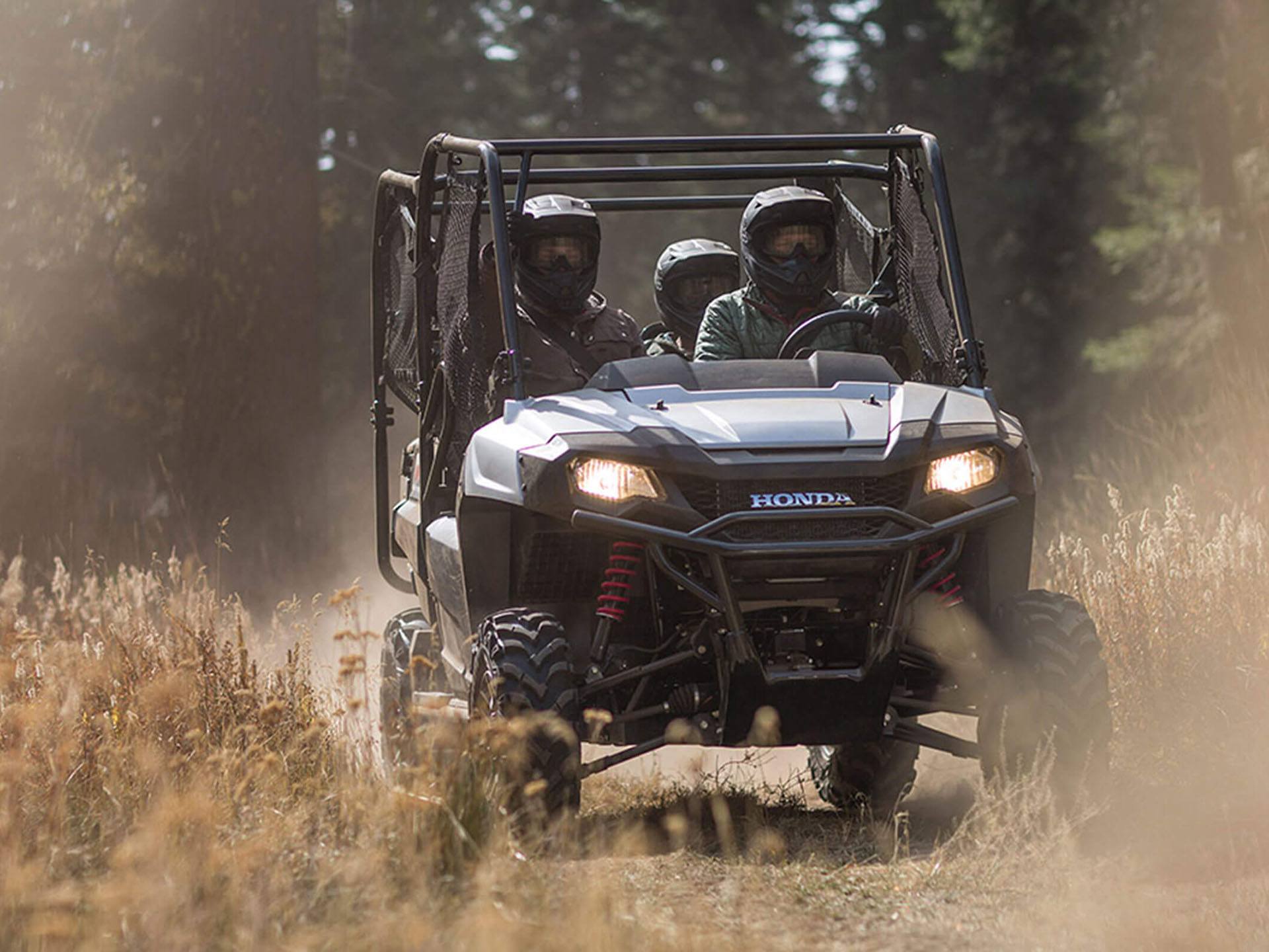 2022 Honda Pioneer 700-4 Deluxe in Warren, Michigan