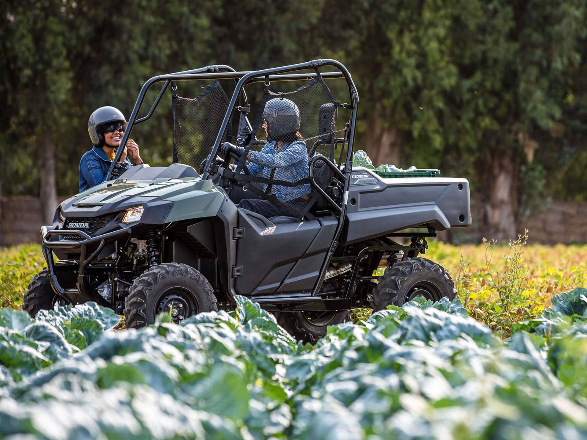 2022 Honda Pioneer 700 in Winchester, Tennessee