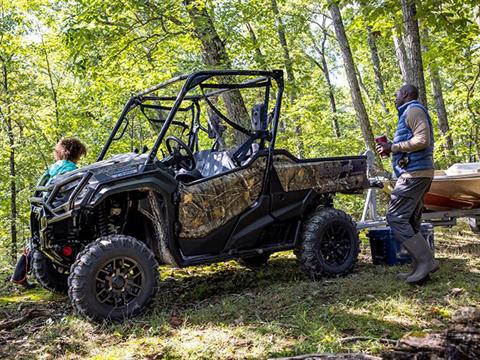 2023 Honda Pioneer 1000 Deluxe in Lincoln, Maine - Photo 6