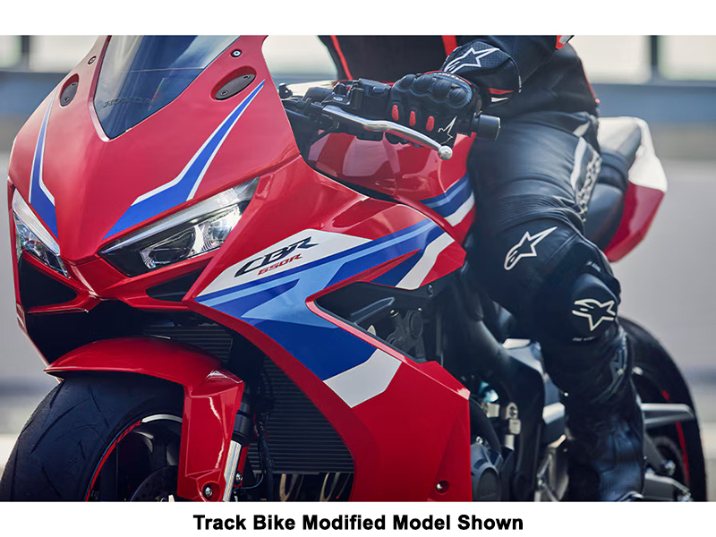 2024 Honda CBR650R ABS in Phillipston, Massachusetts - Photo 4