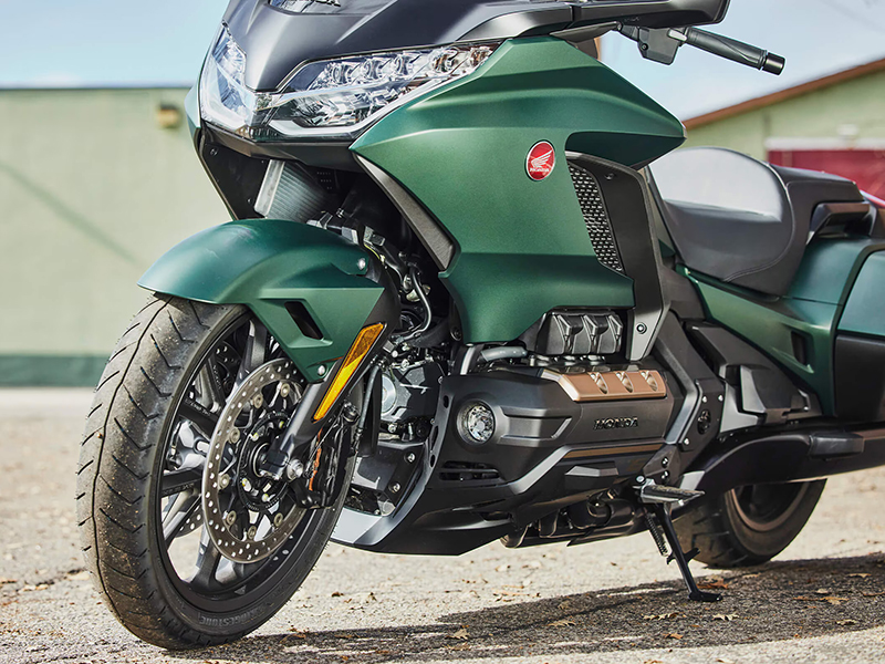 2024 Honda Gold Wing Automatic DCT in Ontario, California - Photo 9