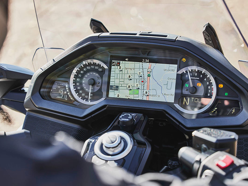 2024 Honda Gold Wing Automatic DCT in Ontario, California - Photo 10