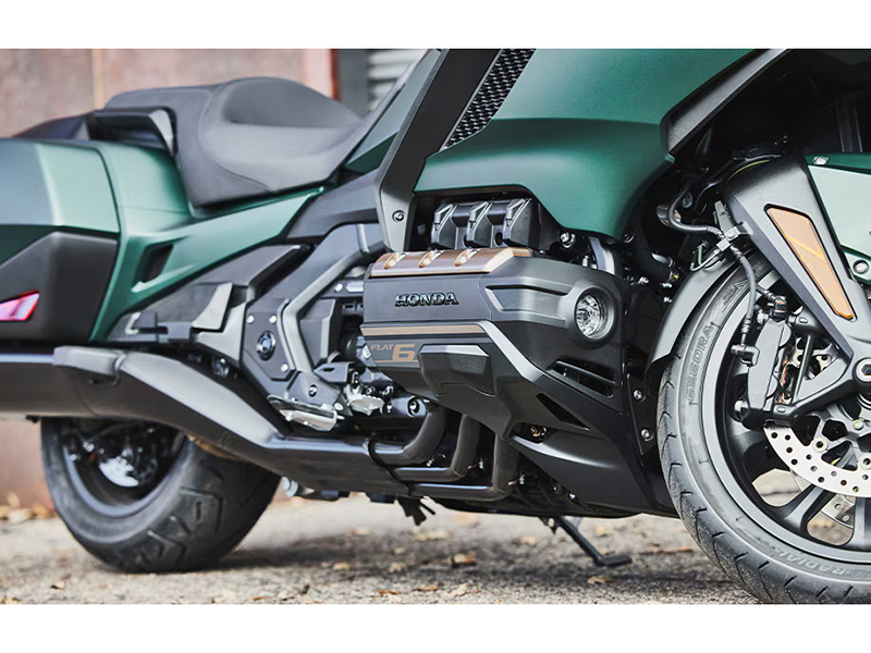2024 Honda Gold Wing Automatic DCT in Ontario, California - Photo 11