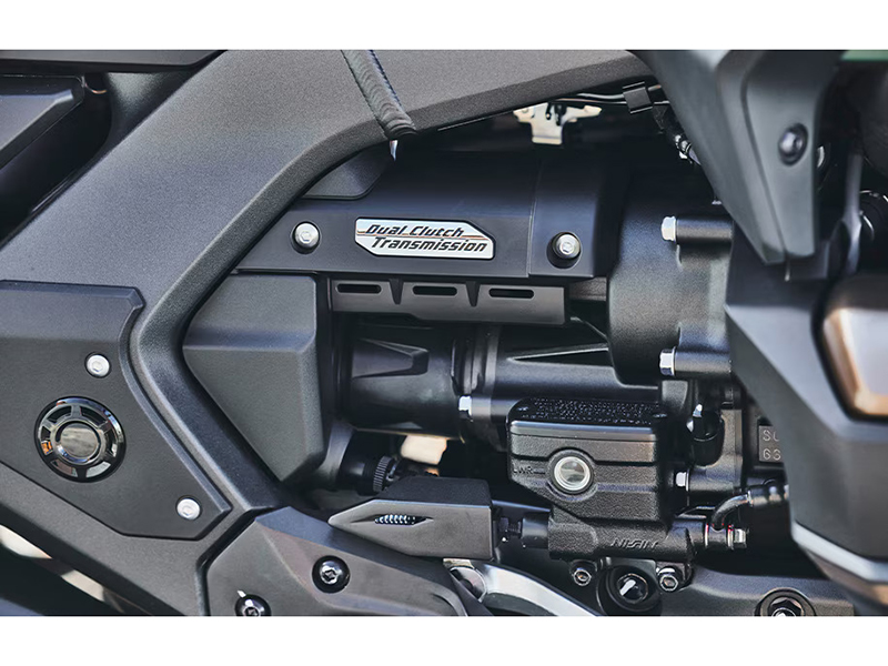 2024 Honda Gold Wing Automatic DCT in Ontario, California - Photo 12