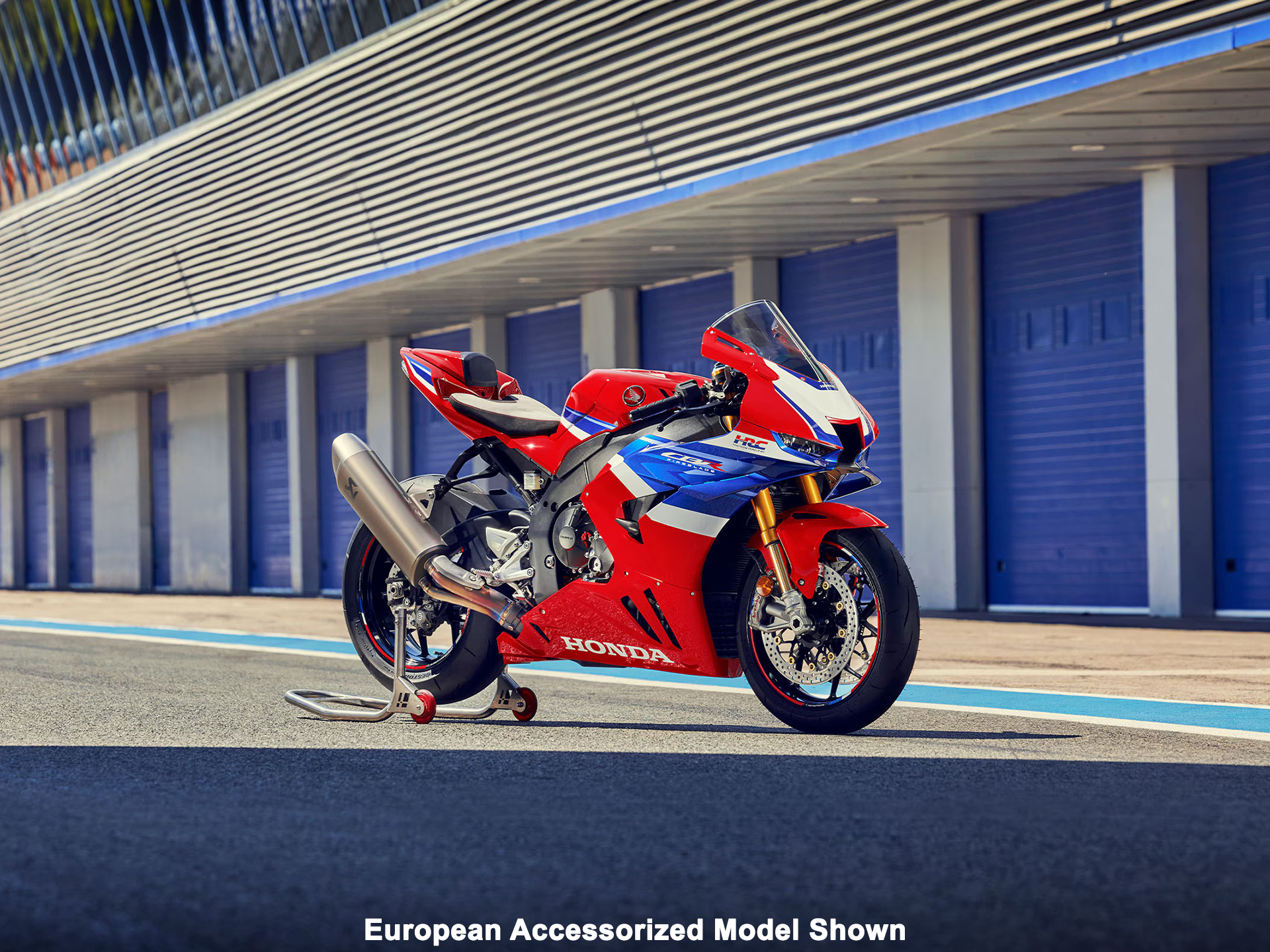 2025 Honda CBR1000RR-R Fireblade SP in Marietta, Ohio - Photo 5