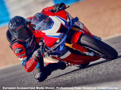 2025 Honda CBR1000RR-R Fireblade SP in Gulfport, Mississippi - Photo 10