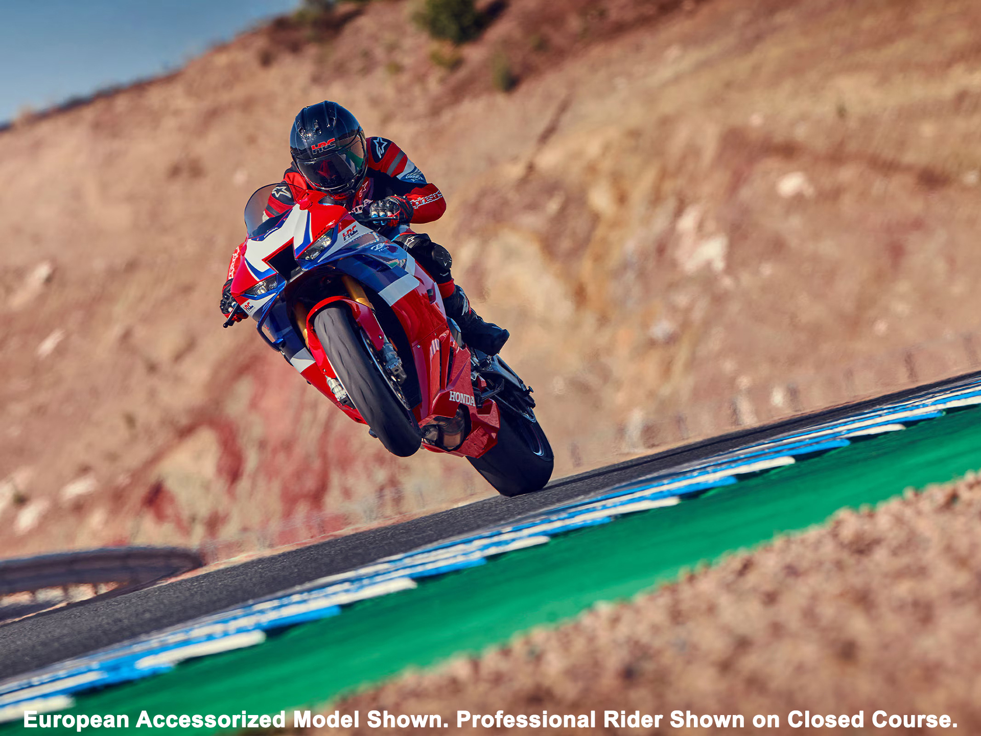 2025 Honda CBR1000RR-R Fireblade SP in Oklahoma City, Oklahoma - Photo 13