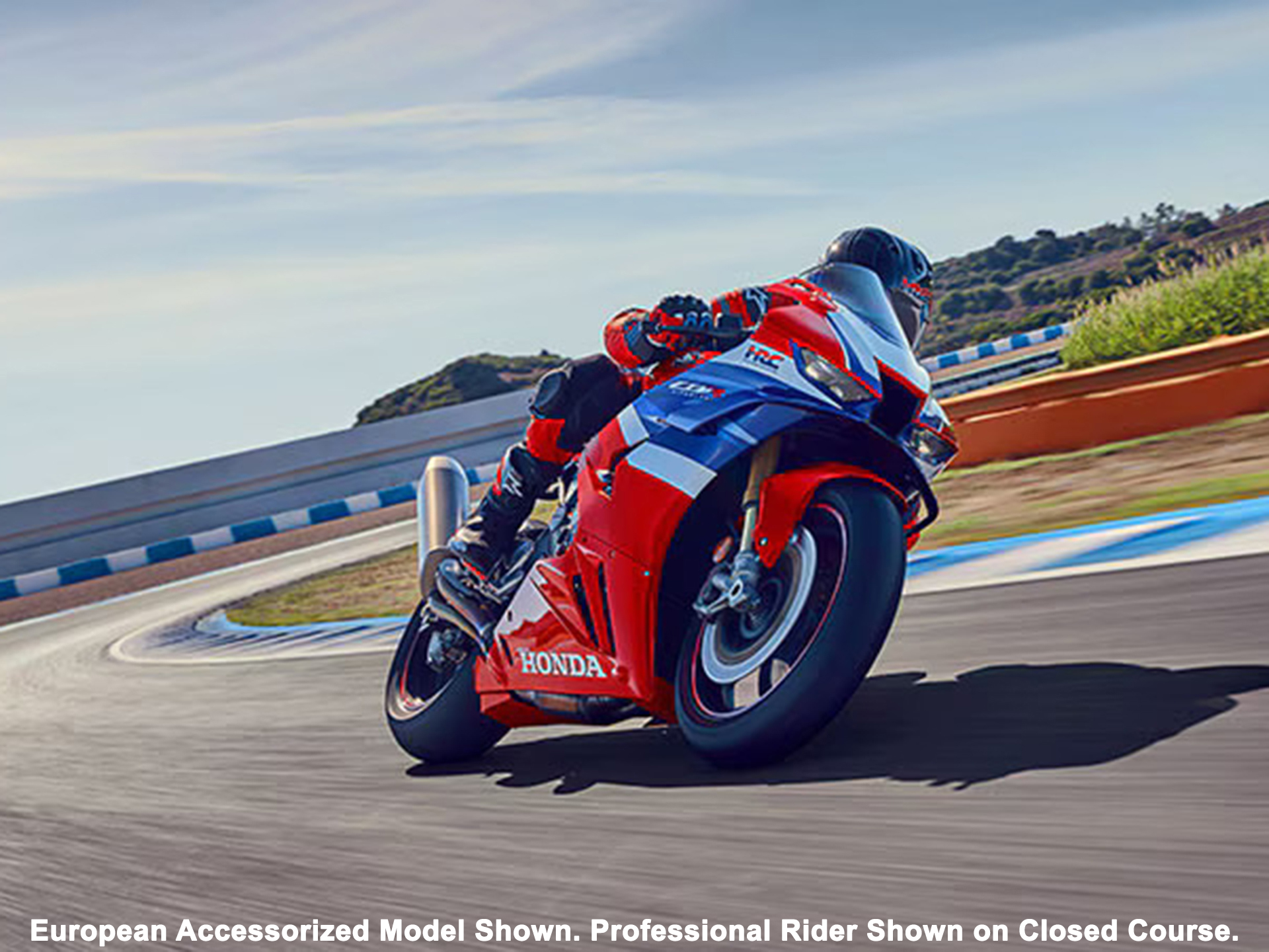 2025 Honda CBR1000RR-R Fireblade SP in Crossville, Tennessee - Photo 16