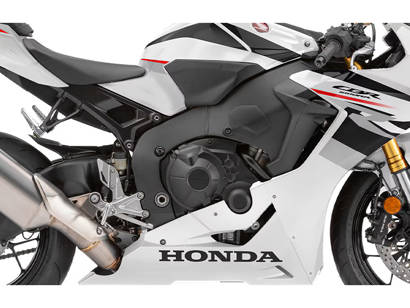 2025 Honda CBR1000RR in Ridgeland, Mississippi - Photo 2