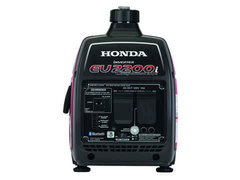 Honda Power Equipment EU2200i Companion with CO-MINDER in Middletown, New York - Photo 4