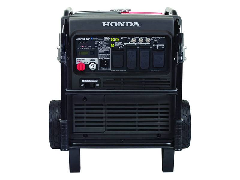 Honda Power Equipment EU7000iS with CO-MINDER in Saint Johnsbury, Vermont - Photo 4