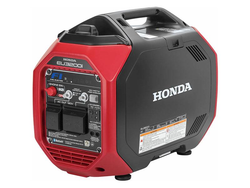 Honda Power Equipment EU3200i in Austin, Minnesota - Photo 2