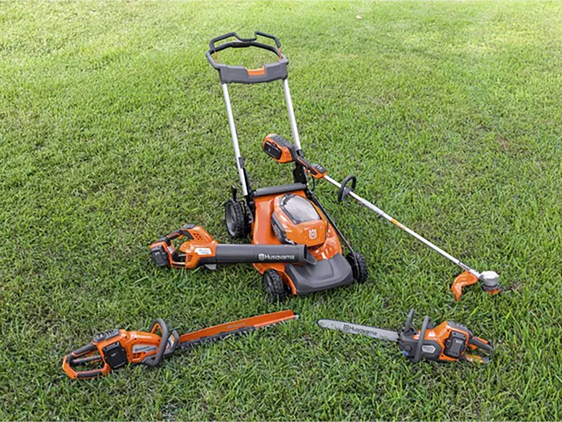 Husqvarna Power Equipment Lawn Xpert 21 in. LE-322 (battery and charger included) in Gunnison, Utah - Photo 9