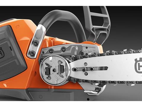 Husqvarna Power Equipment 542i XP 14 in. bar (battery and charger included) in New Durham, New Hampshire - Photo 3