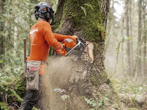 Husqvarna Power Equipment 592 XP 32 in. bar C85 in Bigfork, Minnesota - Photo 8