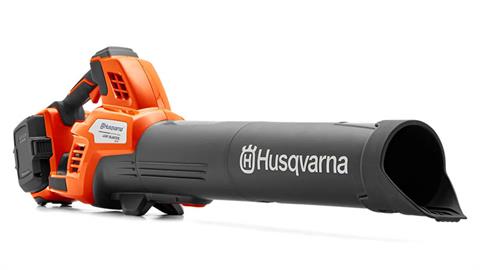 Husqvarna Power Equipment Leaf Blaster 350iB (battery and charger included) in Revere, Massachusetts