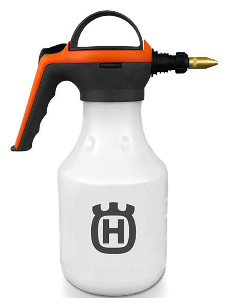 2022 Husqvarna Power Equipment 48 oz. Handheld Sprayer in Mount Bethel, Pennsylvania