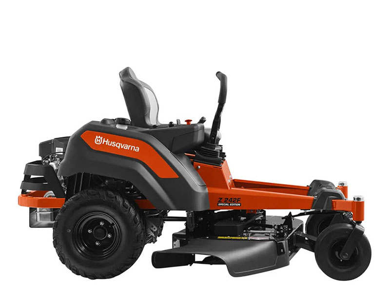 2023 Husqvarna Power Equipment Z242F Special Edition 42 in. Kawasaki FR Series 18 hp in Clearfield, Pennsylvania - Photo 2