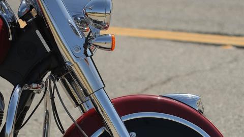 2015 Indian Motorcycle Chief® Classic in Fredericksburg, Virginia - Photo 15
