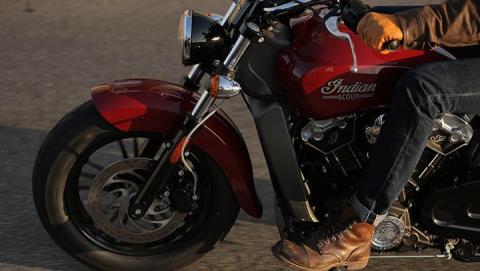 2015 Indian Motorcycle Scout™ in Janesville, Wisconsin - Photo 5