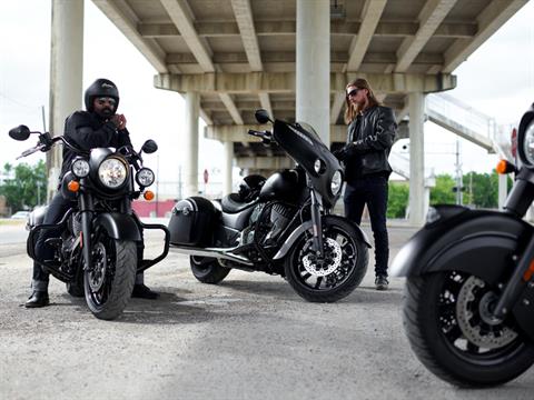 2018 Indian Motorcycle Chieftain® Dark Horse® ABS in O'Fallon, Illinois - Photo 16