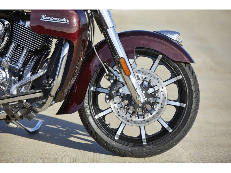 2021 Indian Roadmaster® Limited in De Pere, Wisconsin - Photo 14