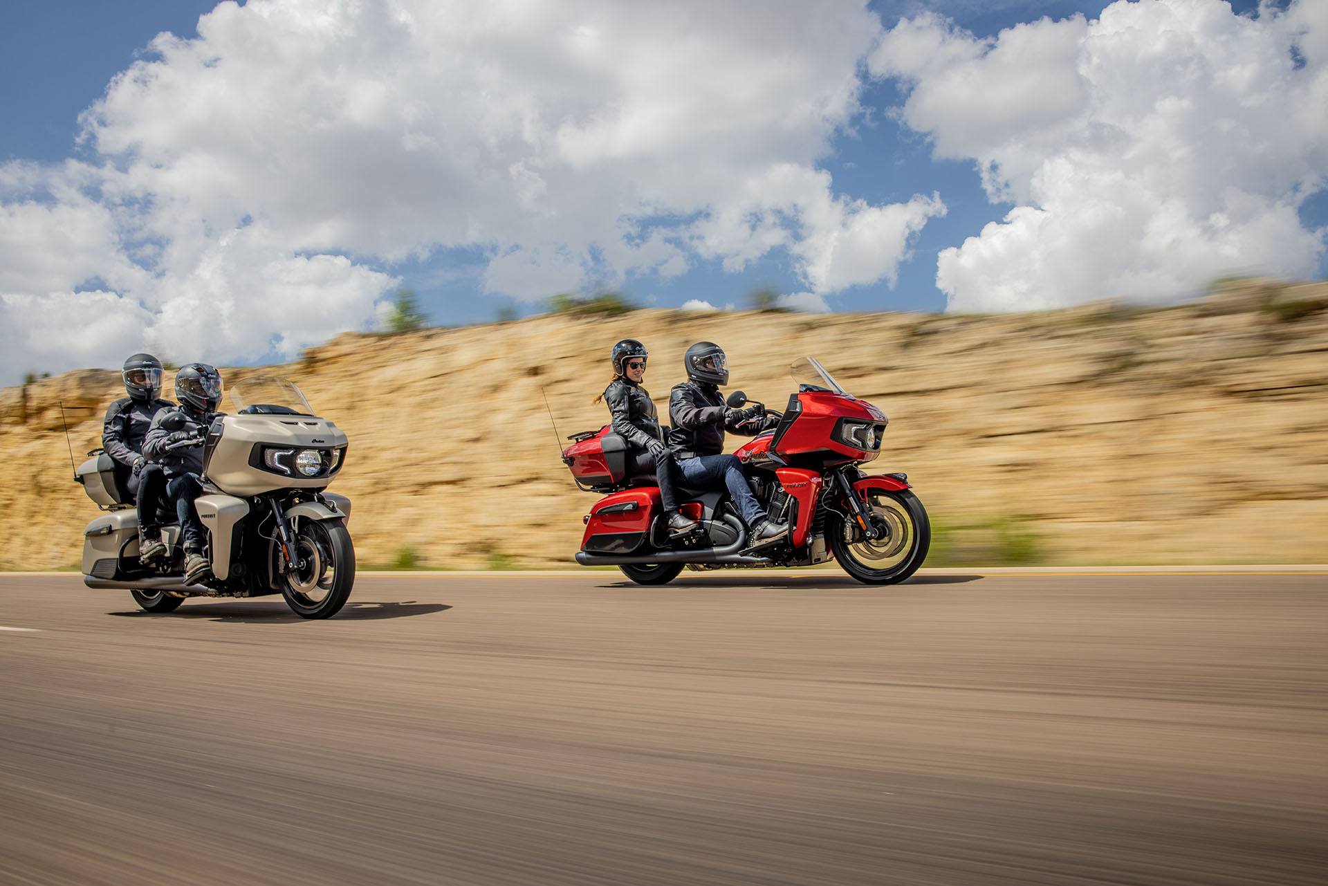 2022 Indian Motorcycle Pursuit® Dark Horse® with Premium Package in De Pere, Wisconsin - Photo 8