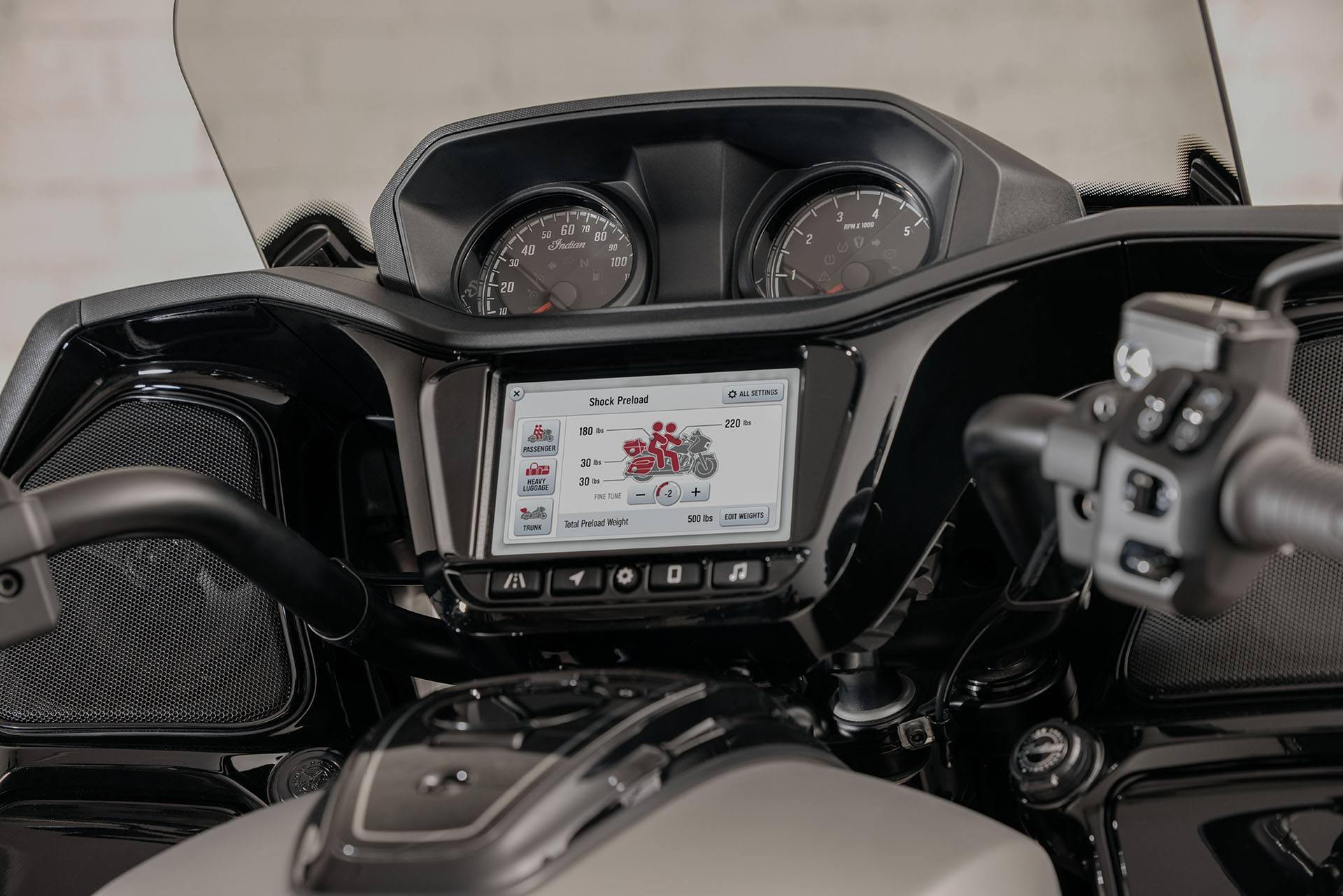 2022 Indian Motorcycle Pursuit® Dark Horse® with Premium Package in Ottumwa, Iowa - Photo 11