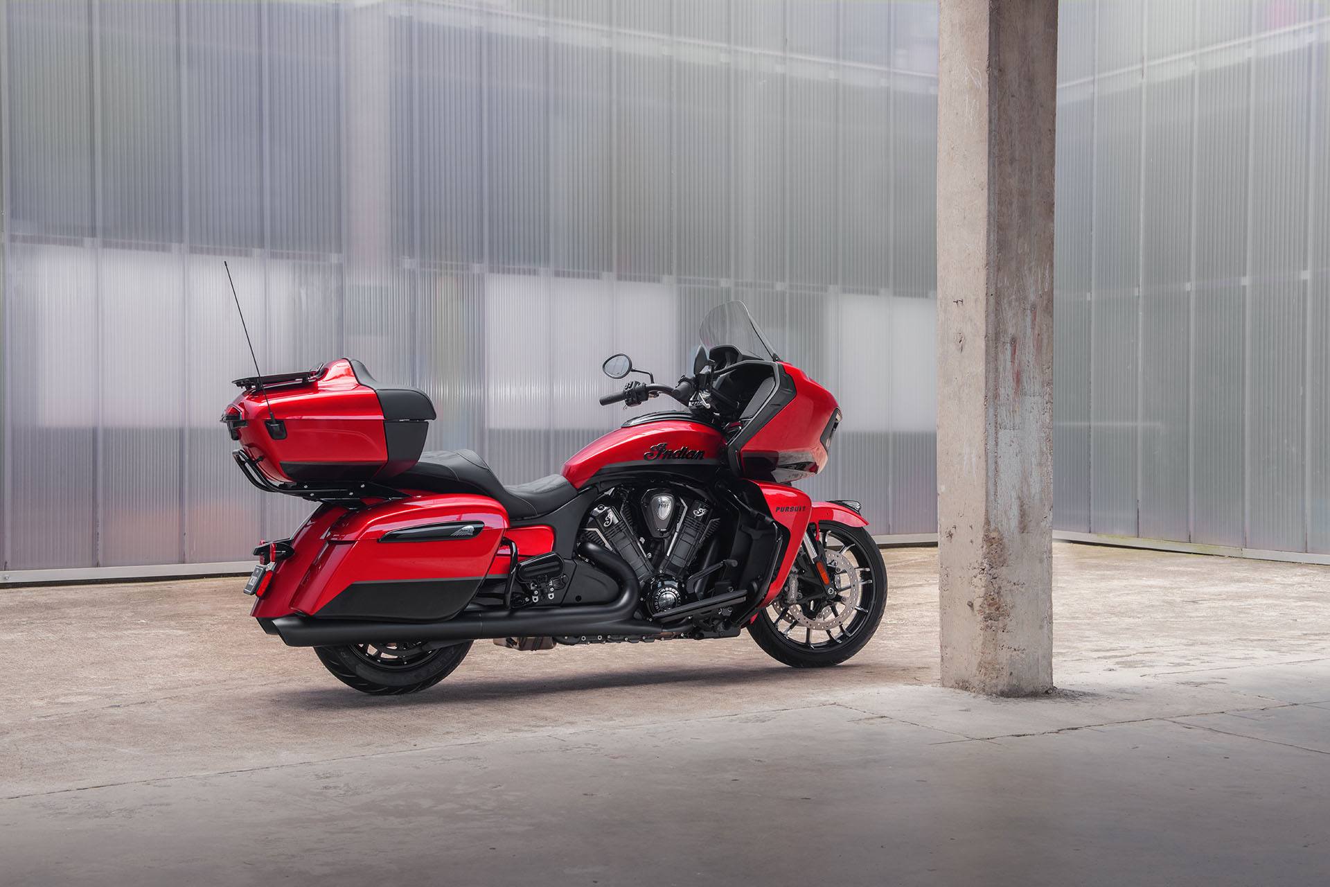 2022 Indian Motorcycle Pursuit® Dark Horse® with Premium Package in Adams Center, New York - Photo 24