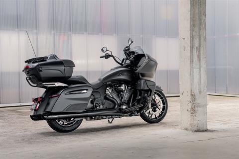 2022 Indian Motorcycle Pursuit® Dark Horse® with Premium Package in EL Cajon, California - Photo 14