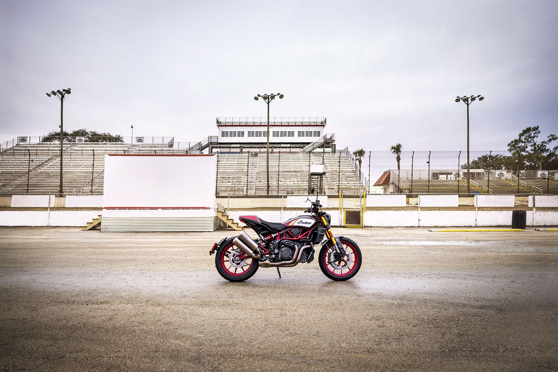 2022 Indian Motorcycle FTR Championship Edition in San Diego, California - Photo 10