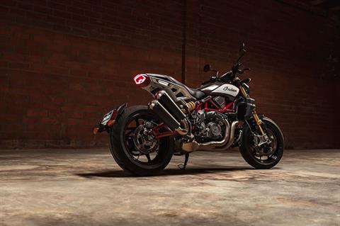 2022 Indian Motorcycle FTR R Carbon in Elkhart, Indiana - Photo 8