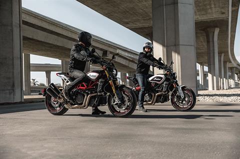 2022 Indian Motorcycle FTR R Carbon in Newport News, Virginia - Photo 10