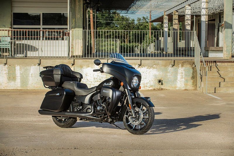 2022 Indian Motorcycle Roadmaster® Dark Horse® in Lake Villa, Illinois - Photo 8